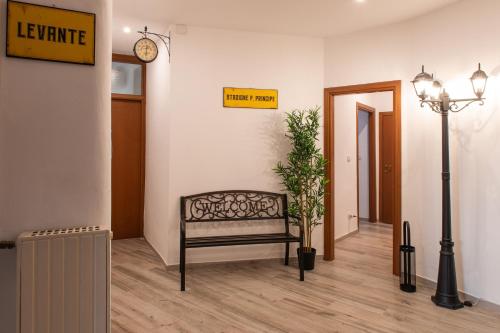 Stazione Piazza Principe - Affittacamere in Centro Città