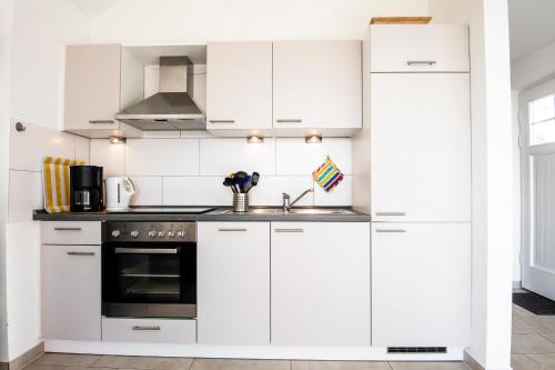 Kitchen, Strandpark Sierksdorf H048 in Sierksdorf