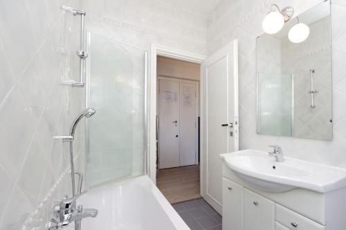 Bright Vatican 2 bedroom Apartment, Rome (photo 2)