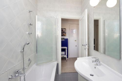 Bright Vatican 2 bedroom Apartment, Rome (photo 5)