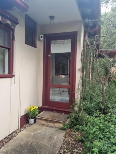 外部景觀, Garden Dreams bungalow in 森林山