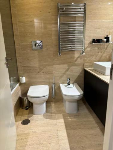 Habitación con baño privado, Madrid (Foto 10)