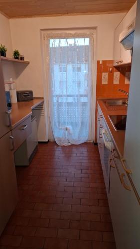virtuve, Blackjulie Ferienwohnung im Schwarzwald mit Balkon und Parkplatz ruhig in St. Georgen