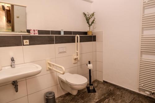 Pension Casa Luciko 8.4km von Petersberg entfernt