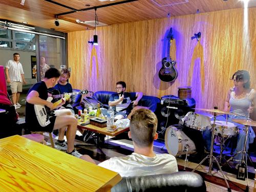 共用ラウンジ/TVエリア