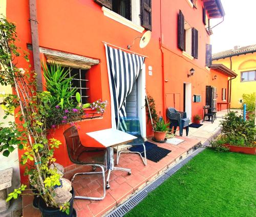  ZANINA COUNTRY HOUSE in Peschiera del Garda