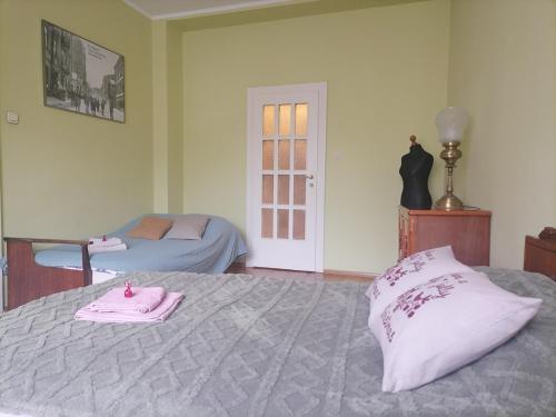 Center Apartment Center Apartment