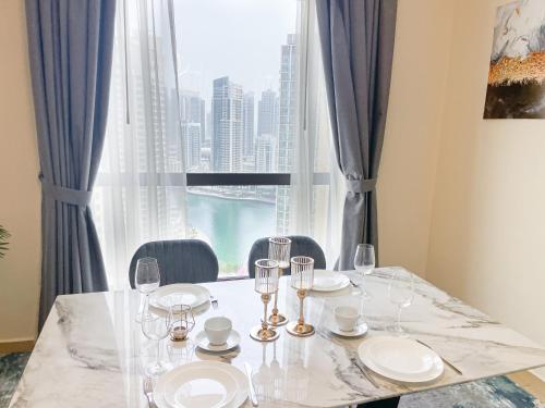 MURJAN JBR Apartments by HAPPY SEASON - image 9