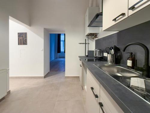 N20 Enjoy Apartments, AC, Quiet Street, Amazing Place, Вена (фото 9)