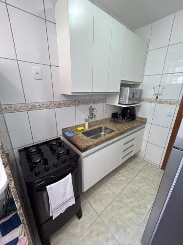 مطبخ, Apartamento na Quadra da Praia! in Itapuã