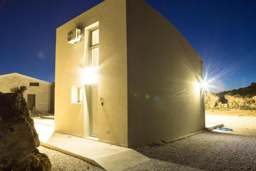 Exterior view, Cove Elafonisi Apartments in Innachori