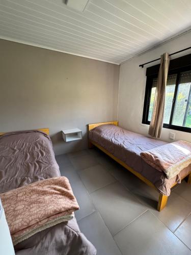 2 bedrooms, 4 beds