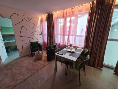 Be Magenta, Art Home - Rose style - Near Milano, Rho Fiera, Malpensa