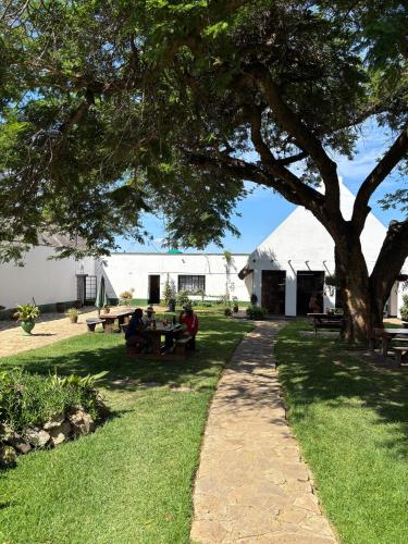 酒店外观, The Halfway House, Headlands in 鲁瓦