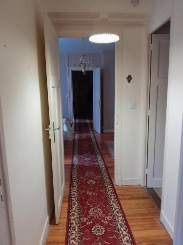 VUE DE REVE CHAMBRE dans APPARTEMENT DE STANDING - vous faites le ménage-Very good prices but you have to cle-an th-e flat 4