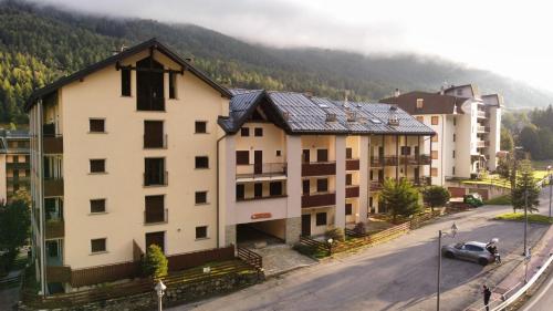 Viesnīcas āriene, Aprica , Lusso a 300m dalle Piste da Sci, Garage Privato e Deposito Sci Gratuito in Corteno Golgi