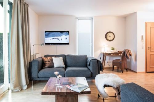 Parkside Apartment House 4