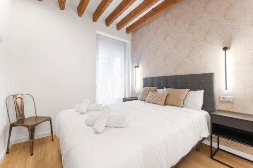 Two-Bedroom Apartment with City View image 5
