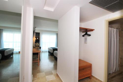 2 double beds