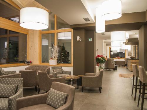 Bar/lounge, Hotel Garni Caminetto in Madonna di Campiglio