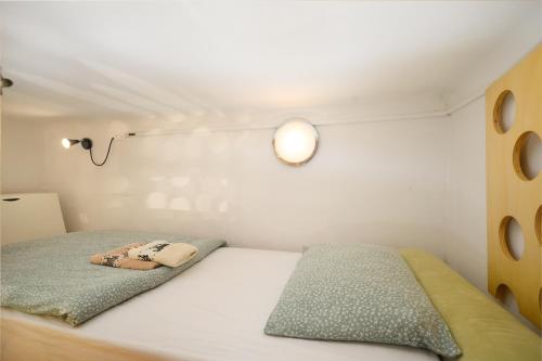 Urban view apartment with free parking, Lublaň (fotografie 3)
