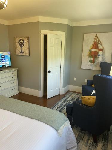 White Sails Inn – Kennebunk, ME