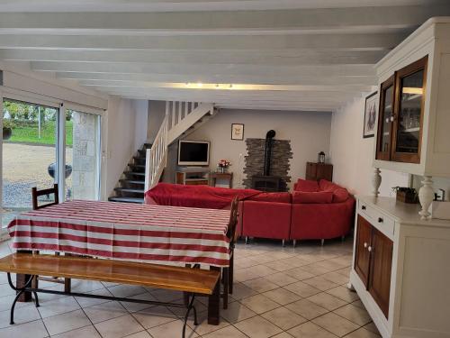 Sandra in Quemper-Guezennec