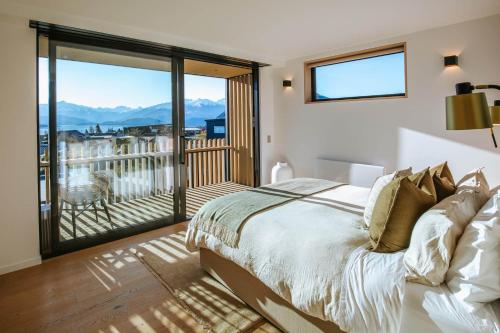 Four-Bedroom Holiday Home image 10