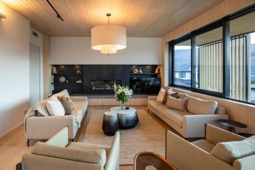 Four-Bedroom Holiday Home image 7
