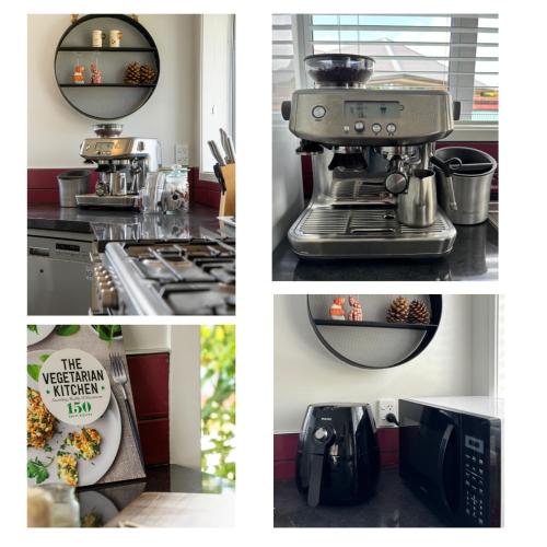 Family Home with Spa, Office and BBQ in Hornby