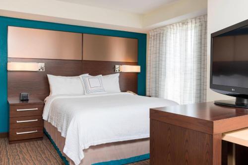 Residence Inn Grand Rapids West - image 9
