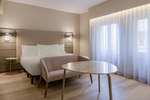 AC Hotel Carlton Madrid - image 12