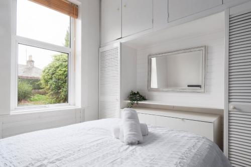 3 bedrooms bungalow, sleeps 6, free parking with garden, Edinburgh (Foto 10)