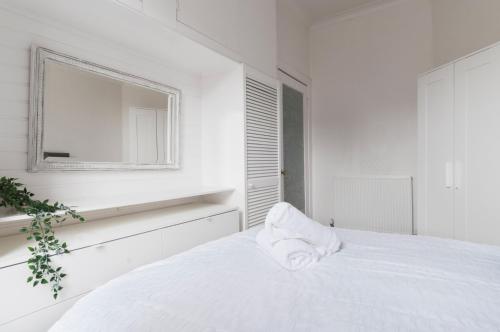 3 bedrooms bungalow, sleeps 6, free parking with garden, Edinburgh (Foto 9)