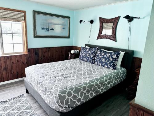 Deer Harbor Cottage & Suites - image 4