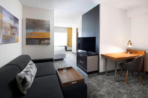 King Suite with Sofa Bed