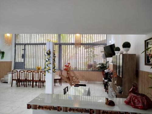 Koplietošanas atpūtas telpa ar TV, MarAzul, Casa grade familiar en Zorritos in Zorritos District