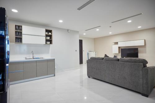 Two-Bedroom Apartment with Balcony image 10