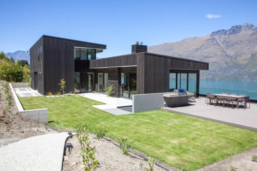 Villa image 7