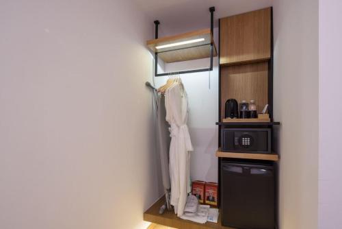 Standard Double Room image 4