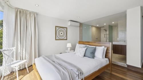 Epic View - Pets Stay Free, Beach, 3Bed 3Bath, Luxe in Sandy Beach
