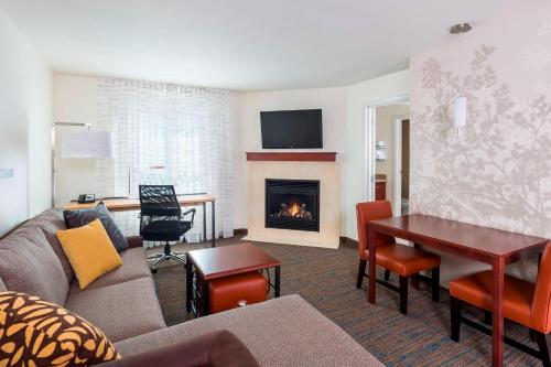 Fireplace King Suite