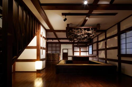 Japanese-Style Room - Gakkogura