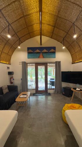 Facilities, Footprints beach resort in Tablas Island