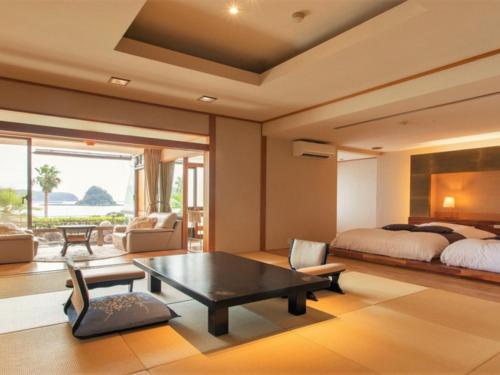Deluxe Junior Suite