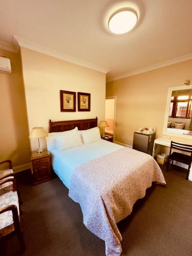 Ridgeview Lodge Room Type - Deluxe Queen Room