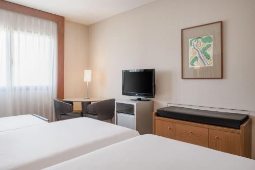 AC Hotel Murcia - image 9