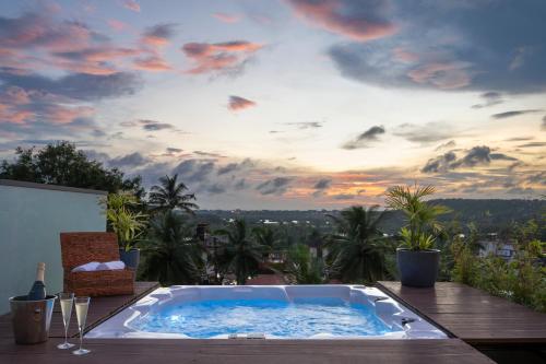 Balcony/terrace, Grand Mercure Goa Candolim - An Accor Hotels in Marra