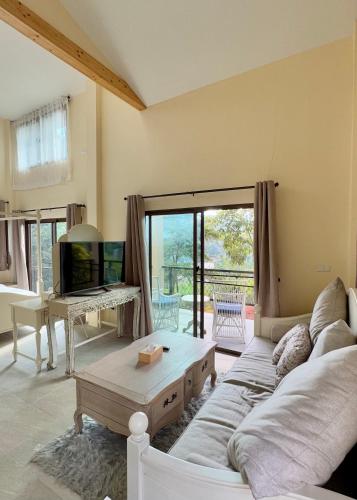 บ้านพัก 1 ห้องนอน (One-Bedroom House)