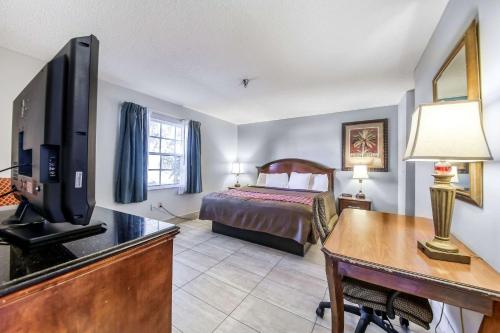 Rodeway Inn & Suites in Haines City, USA